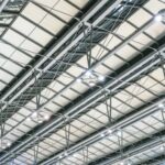 Ce presupune construcția unei hale metalice ușoare