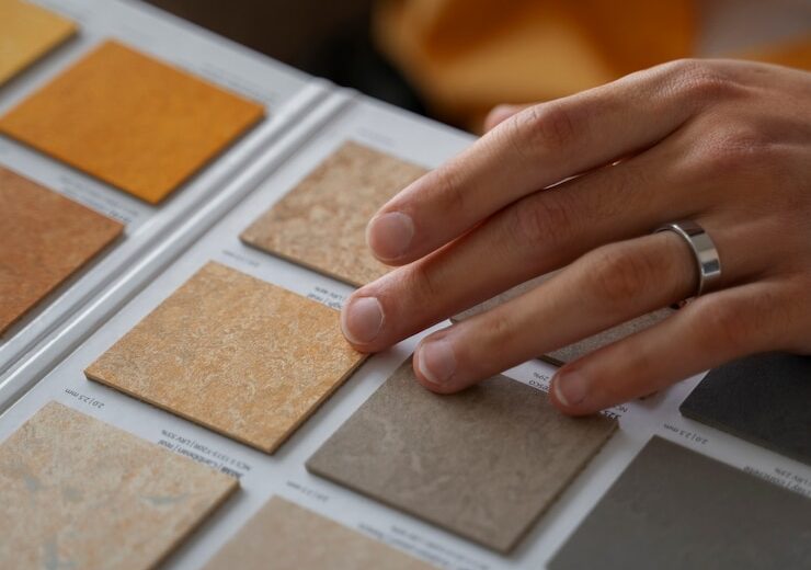 Cum alegem materialele potrivite pentru amenajările exterioare